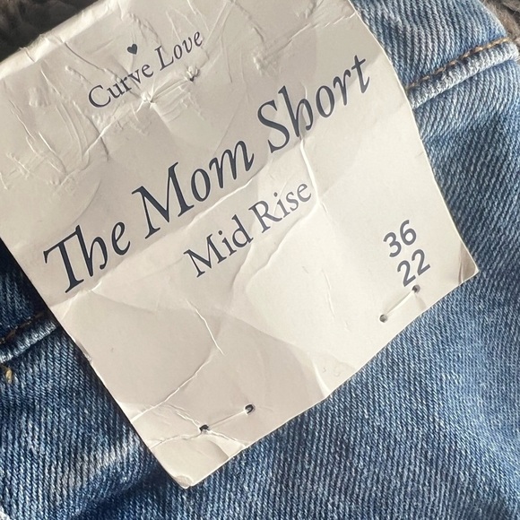 Abercrombie & Fitch Curve Love The Mom Short Mid Rise - Picture 13 of 15